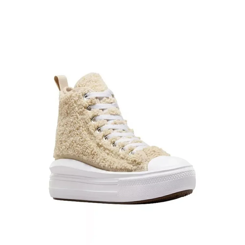 Converse details polyester